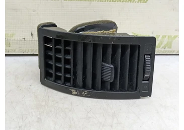 Grila ventilatie bord 6Q0819703 Volkswagen Polo 4 (9N) (facelift) (2005 - 2009) BKY