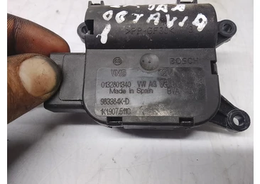 Motoras clapeta mixaj aer 0132801340 Volkswagen Golf 5 (2003 - 2009)