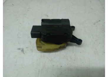 Motoras clapeta mixaj aer 0132801357 Volkswagen Polo 4 (9N) (facelift) (2005 - 2009) BKY
