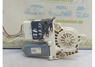Motoras geam dreapta spate 1K0959704F Volkswagen Golf 5 (2003 - 2009) - miniatura 2