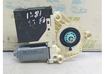 Motoras geam stanga fata 1K0959701K Volkswagen Golf 5 (2003 - 2009)