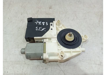 Motoras geam stanga fata 3c0959793b Volkswagen Golf 6 (2008 - 2015) 1.6 tdi CAYC
