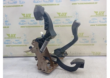 Pod pedalier 9653940880 Peugeot 307 1 (2001 - 2005) 1.6 benzina NFU