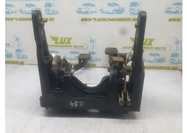 Pod pedalier Opel Astra J (2009 - 2012) a17dtr