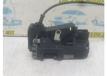 Broasca dreapta fata 8200042171 Renault Trafic 2 (facelift) (2006 - 2015) 2.0 dci M9R692