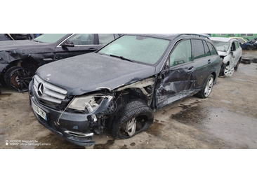 Mercedes Benz C-Class W204/S204/C204 (facelift) (2011 - 2015) - miniatura 3