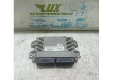Calculator motor ECU 8200483732 Dacia Logan 1 (facelift) (2007 - 2012) K7J710