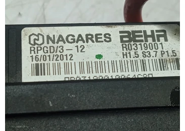 Radiator electric bord R0319001 Opel Astra J (2009 - 2012) - miniatura 3