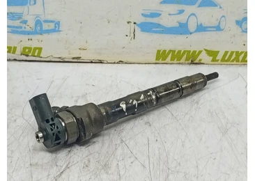 Injector 03L130277J Volkswagen Passat B7 (2010 - 2015) 2.0 tdi cfgb