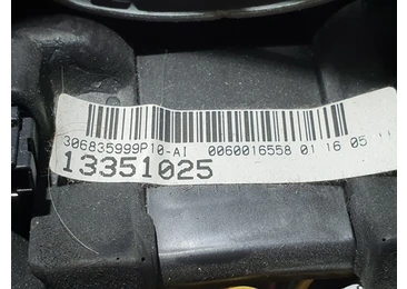 Volan in 3 spite cu comenzi 13351025 Opel Astra J (2009 - 2012) - miniatura 3