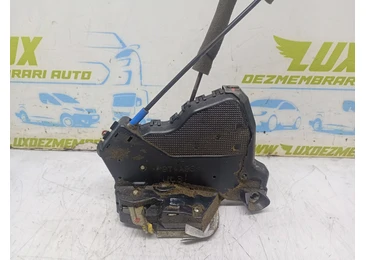 Broasca stanga fata Toyota Corolla Verso 1 (facelift) (2004 - 2009) 2.2 D-4D 2ADFHV