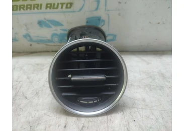 Grila ventilatie bord A2048306354 Mercedes Benz C-Class W204/S204/C204 (facelift) (2011 - 2015) 2.2 cdi om651.913