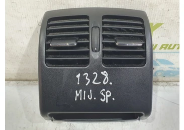 Grila ventilatie bord a2048300354 Mercedes Benz C-Class W204/S204/C204 (facelift) (2011 - 2015) 2.2 cdi om651.913