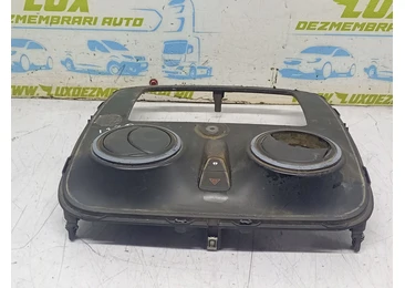 Grila ventilatie bord 682602163R Dacia Logan 2 (2013 - 2016) D4F732