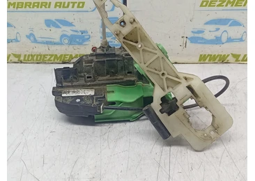 Broasca stanga spate 81410-2L000 Hyundai i30 FD (2007 - 2010)