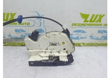 Broasca dreapta fata 5N1837016A Volkswagen Tiguan 1 (5N) (2007 - 2011)