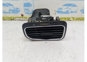 Grila ventilatie bord 5k0819704 Volkswagen Golf 6 (2008 - 2015) 2.0 tdi CBDC