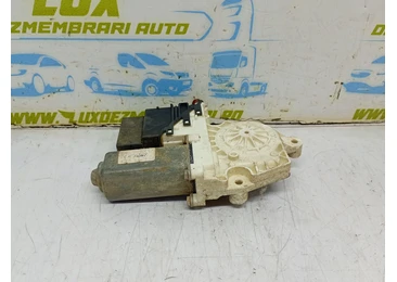 Motoras geam dreapta spate 05074675 Volkswagen Passat B6 (2005 - 2010)