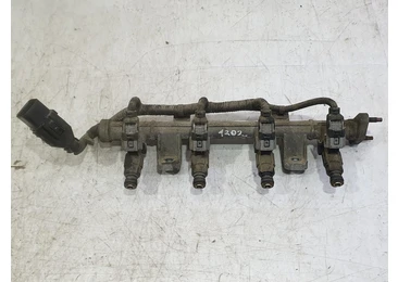 Rampa injectoare 39610-02900 Hyundai Getz 1 (2002 - 2005) 1.1 MPI G4HD
