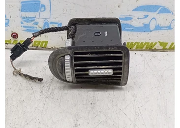 Grila ventilatie 7L5819704A Volkswagen Touareg 1 (7L) (2002 - 2007)