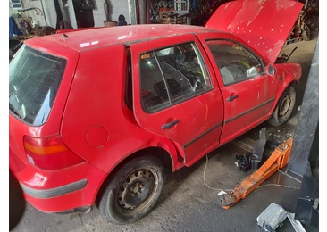 Volkswagen Golf 4 (1997 - 2006) - miniatura 2