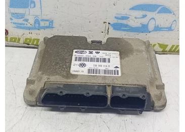 Calculator motor ECU 036906014M Volkswagen Golf 4 (1997 - 2006) AKQ