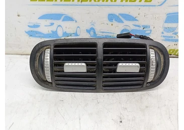 Grila ventilatie bord 7L5819203 Volkswagen Touareg 1 (7L) (2002 - 2007)