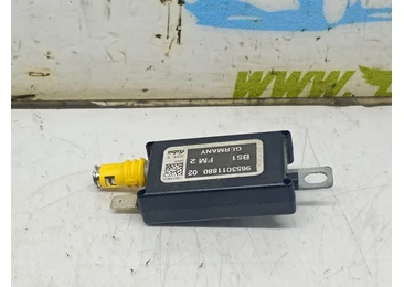 Amplificator antena 9653011880 Citroen C4 1 (2004 - 2008) 1.6 hdi DV6TED4