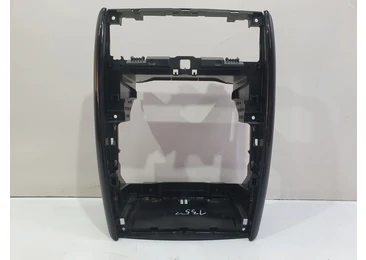 Ornament bord Mercedes Benz A-Class W169 (2004 - 2008) 1.5 benzia m266.920