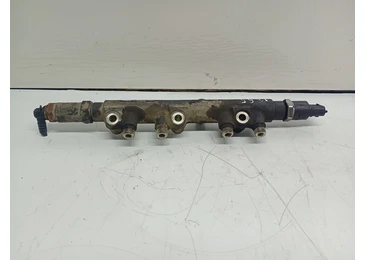 Rampa injectoare 504046311 IVECO Eurocargo 2 (2002 - 2015) 3.9 d F4AE0481