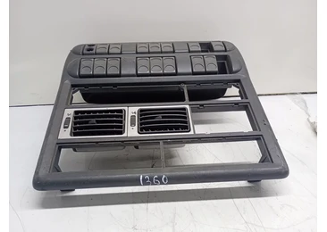 Ornament bord 504034778 IVECO Eurocargo 2 (2002 - 2015) 3.9 d F4AE0481