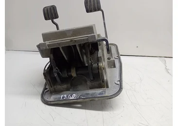 Pod pedalier IVECO Eurocargo 2 (2002 - 2015) 3.9 d F4AE0481