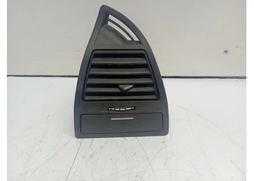 Grila ventilatie bord 9646338077 Citroen C4 1 (2004 - 2008) 1.6 i FX6N
