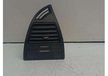 Grila ventilatie bord 9646337977 Citroen C4 1 (2004 - 2008) 1.6 i FX6N