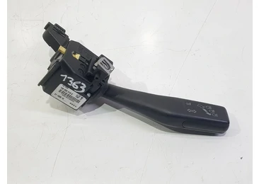 Maneta semnalizare 1k0953513e Volkswagen Golf 5 (2003 - 2009) BLS