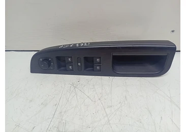 Panou comanda geamuri 1K4868049C Volkswagen Golf 5 (2003 - 2009) BLS