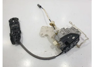 Broasca dreapta fata 8J1837016a Volkswagen Touareg 2 (7P) (2010 - 2014) 3.0 tdi CASA