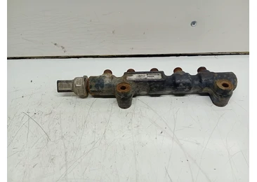 Rampa injectoare 9654592680 Ford Focus 2 (2004 - 2008)