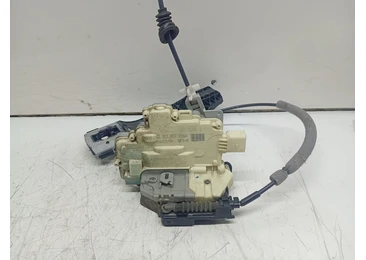 Broasca dreapta fata 3C1837016A Volkswagen Tiguan 1 (5N) (2007 - 2011)
