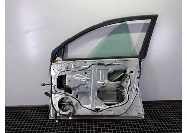 Usa dreapta fata Toyota Avensis 2 T25 (2002 - 2006)