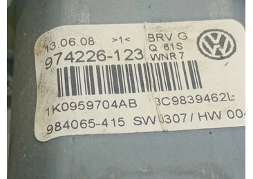 Motoras geam dreapta spate 3C9839462L Volkswagen Passat B6 (2005 - 2010) - miniatura 4