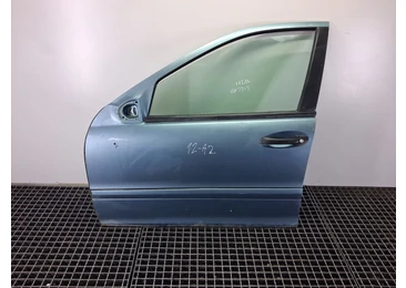 Usa stanga fata Mercedes Benz C-Class W203 (2000 - 2004)