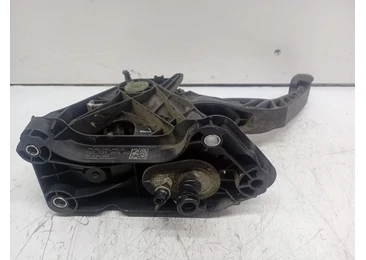 Pedala ambreiaj 5Q1721059 Seat Leon 3 (5F) (2012 - 2016) 1.6 tdi CXXB