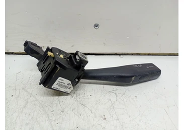 Maneta semnalizare 1k0953513 Volkswagen Golf 5 (2003 - 2009) BLS