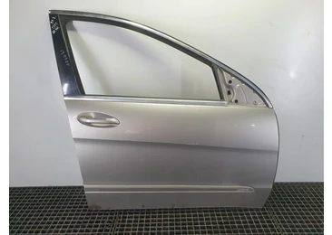 Usa dreapta fata Mercedes Benz R-Class W251 (2005 - 2010) OM642.950