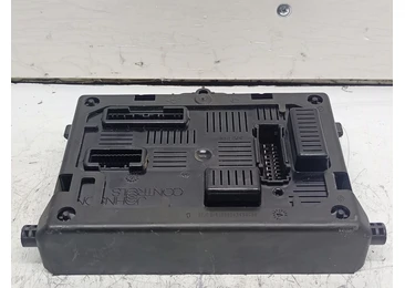 Panou sigurante 8201054119 Renault Clio 3 (facelift) (2009 - 2012) 1.2 benzina d4f740