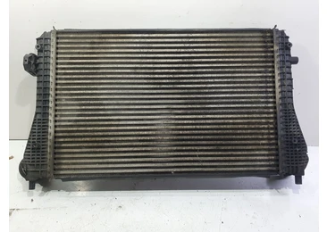 Radiator intercooler 3c0145805p Volkswagen Passat B6 (2005 - 2010) CBBB