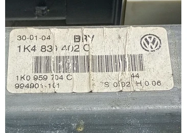 Motoras geam dreapta spate 1k0959704C Volkswagen Golf 5 (2003 - 2009) - miniatura 4