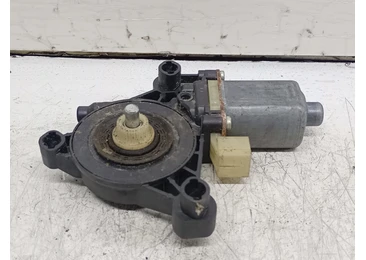 Motoras geam stanga fata 5Q0959801B Skoda Octavia 3 (2013 - 2017)