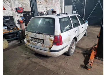 Volkswagen Golf 4 (1997 - 2006) - miniatura 2